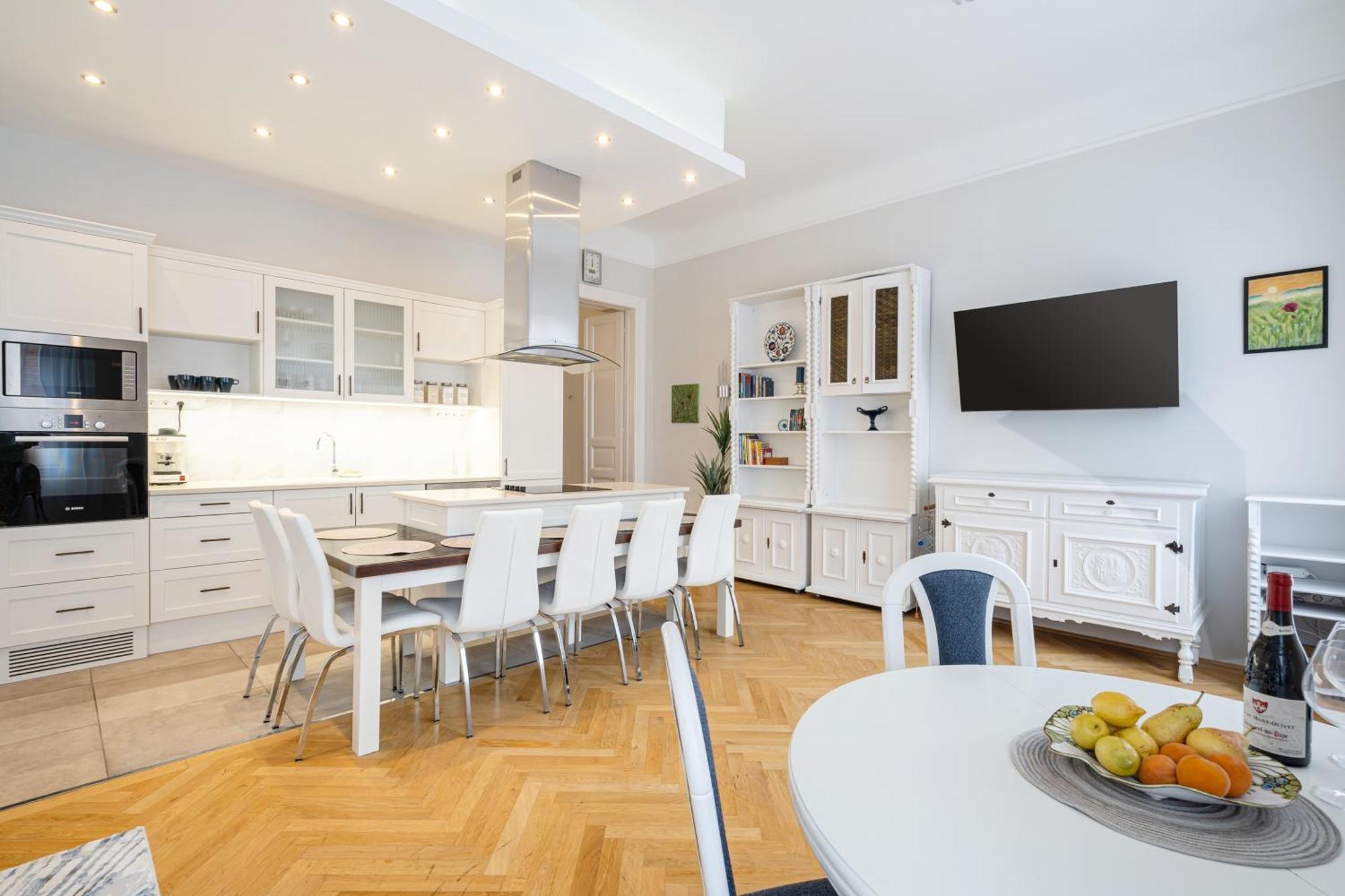 Nirvana Niche Apartment *