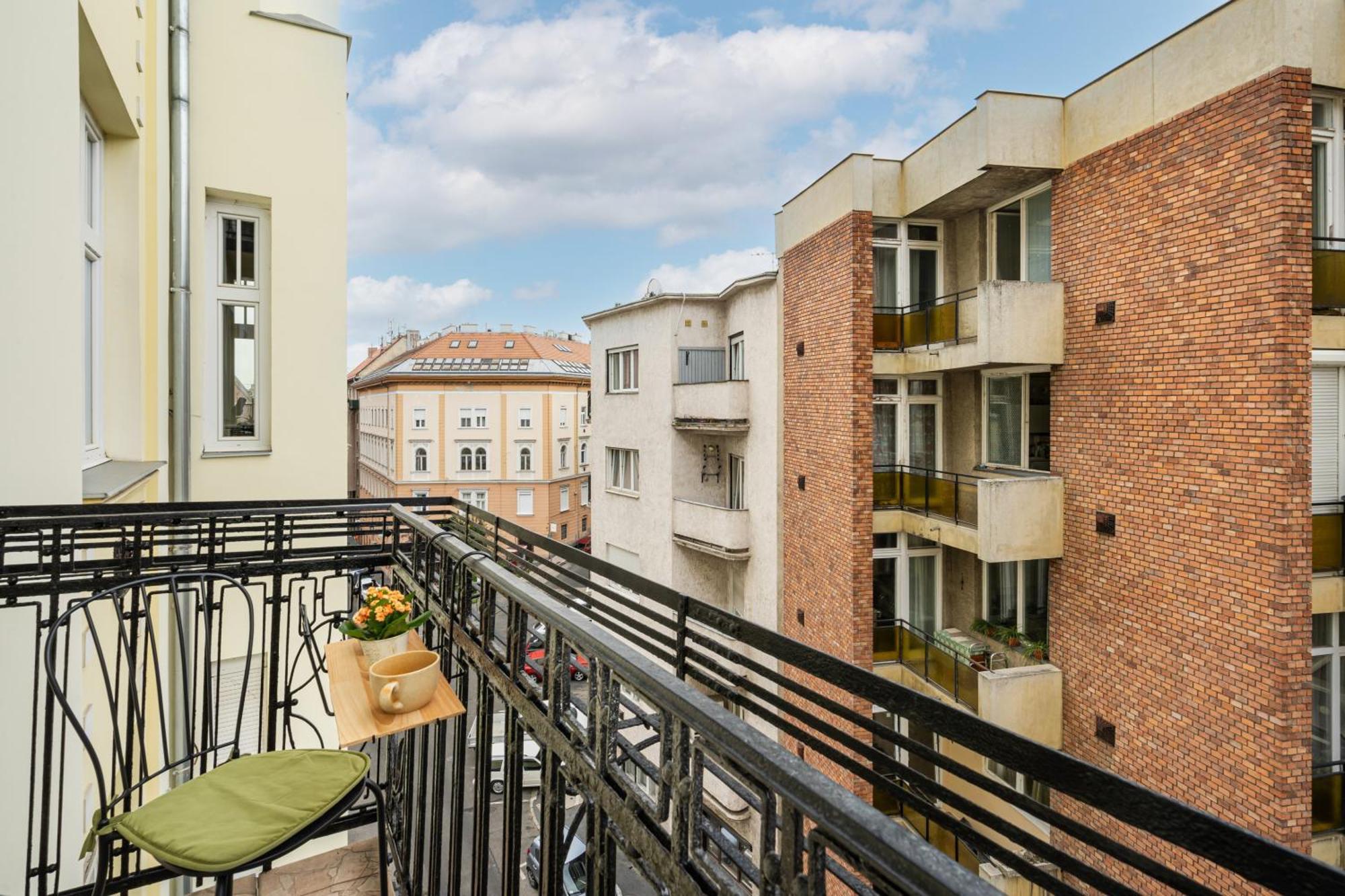 Nirvana Niche Apartment